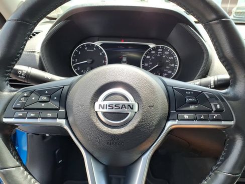Used 2023 Nissan Sentra SV w/ All-Weather Package FWD image 5