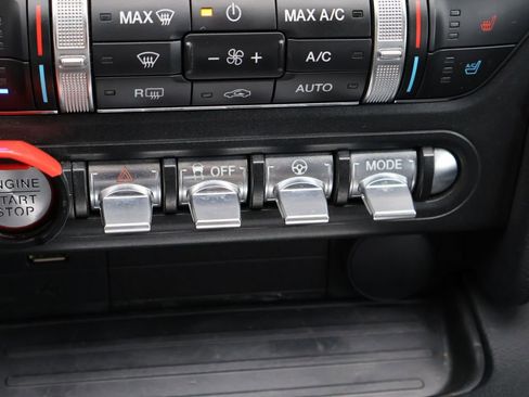 Used 2019 Ford Mustang GT Premium RWD image 29