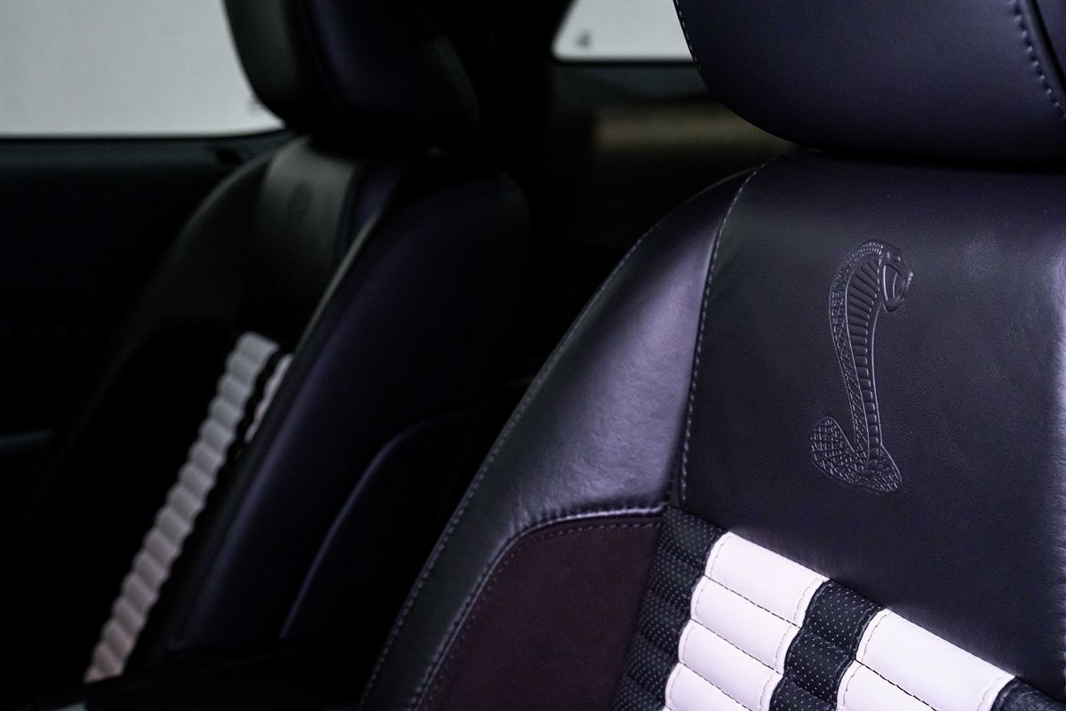 Used 2012 Ford Mustang Shelby GT500 RWD image 42