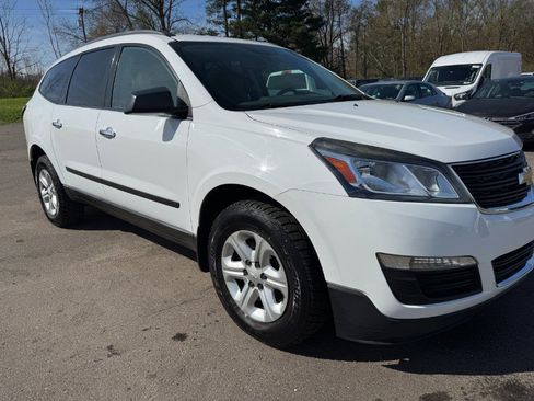 Used 2016 Chevrolet Traverse LS AWD/4WD image 12