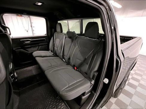 Used 2025 RAM 1500 Big Horn AWD/4WD image 24