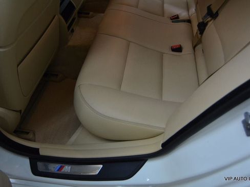 Used 2014 BMW 528i Sedan RWD image 31