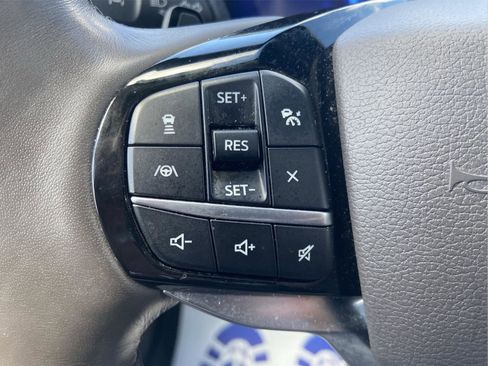 Used 2021 Ford Explorer Platinum w/ Equipment Group 601A AWD/4WD image 22