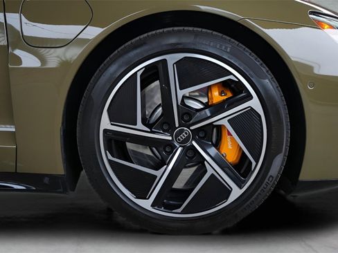 Used 2024 Audi RS e-tron GT image 8