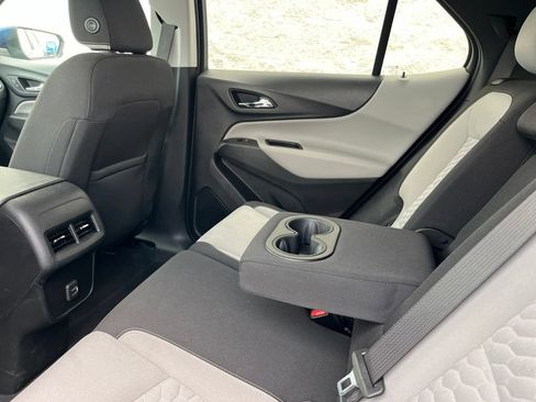 Used 2021 Chevrolet Equinox LT w/ LPO, Cargo Package AWD/4WD image 23