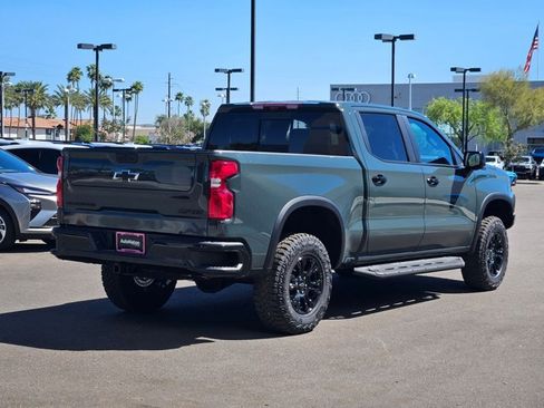 New 2026 Chevrolet Silverado 1500 ZR2 image 2