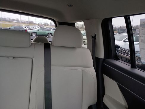 New 2026 Hyundai Santa Fe SE FWD image 14