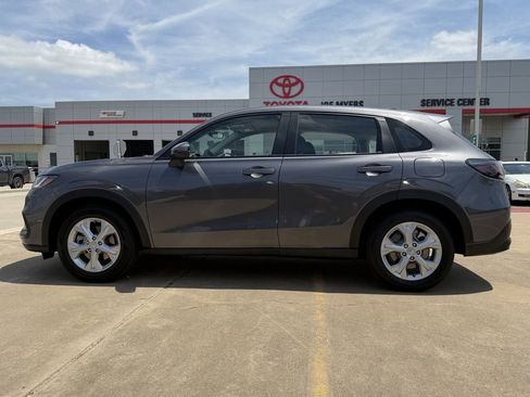 Used 2025 Honda HR-V LX image 6