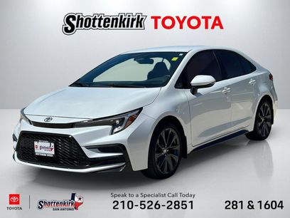Used 2026 Toyota Corolla SE w/ SE Package