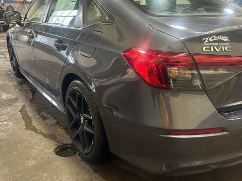 Used 2022 Honda Civic Sport image 17