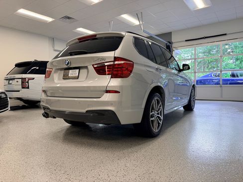 Used 2017 BMW X3 sDrive28i RWD image 9