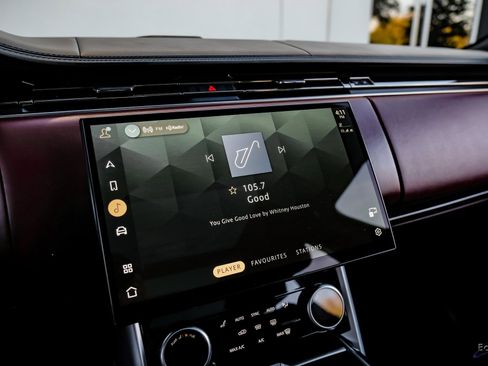 Used 2023 Land Rover Range Rover Long Wheelbase Autobiography image 65