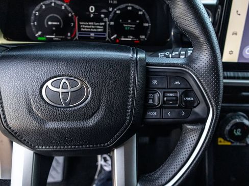 Used 2026 Toyota 4Runner Platinum AWD/4WD image 46