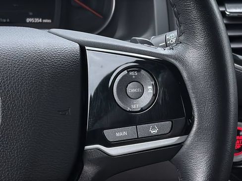 Certified 2022 Honda Pilot Touring image 28