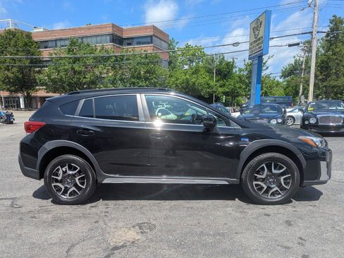 Used 2019 Subaru Crosstrek Hybrid w/ Moonroof Package w/Navigation AWD/4WD image 9