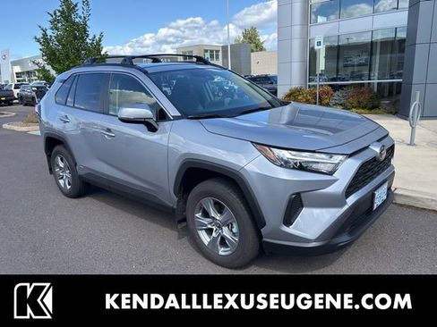 Used 2025 Toyota RAV4 XLE w/ Convenience Package image 1