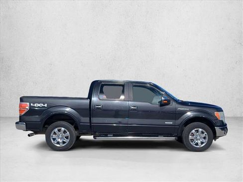 Used 2014 Ford F150 Lariat w/ Lariat Chrome Package image 4