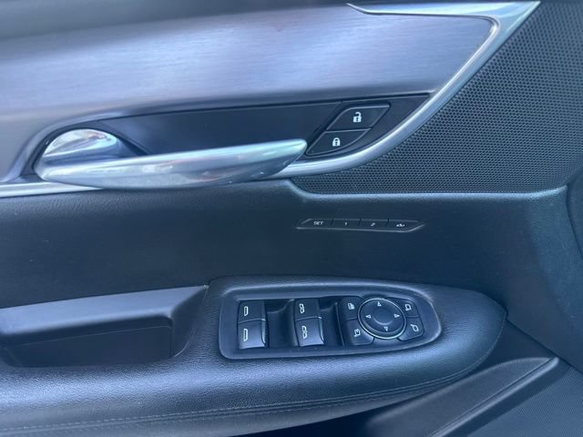 Certified 2017 Cadillac XT5 Premium Luxury AWD/4WD image 18