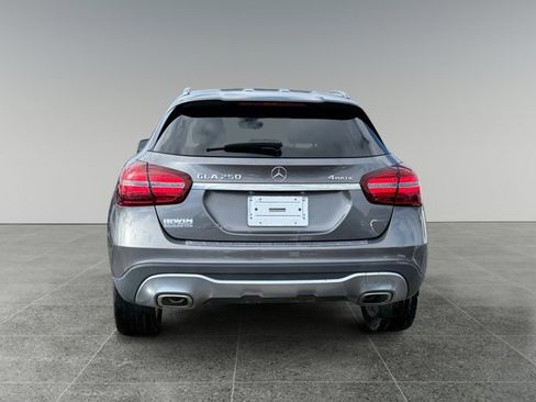 Used 2020 Mercedes-Benz GLA 250 4MATIC image 4