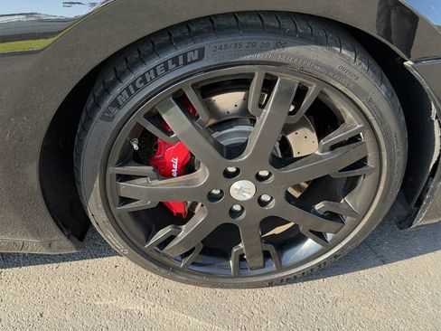 Used 2014 Maserati GranTurismo Sport image 13