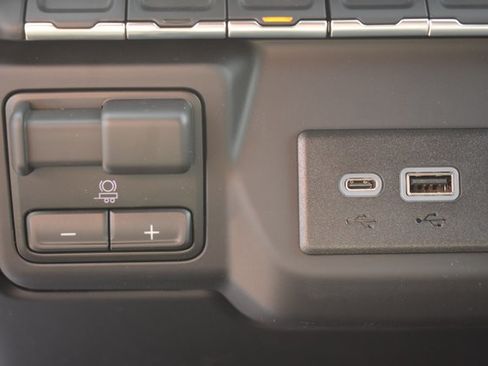 New 2026 Chevrolet Silverado 1500 Custom Trail Boss AWD/4WD image 29