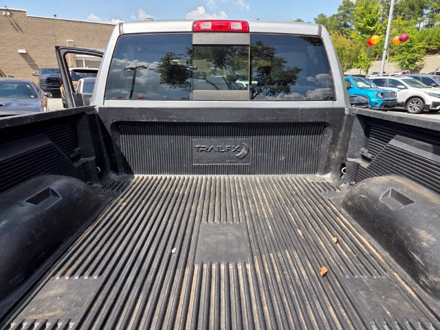 Used 2020 RAM 1500 Classic SLT RWD image 24