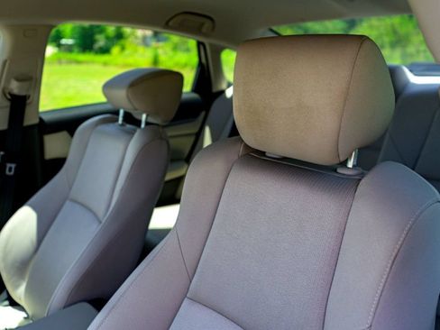 Used 2018 Honda Accord LX image 12