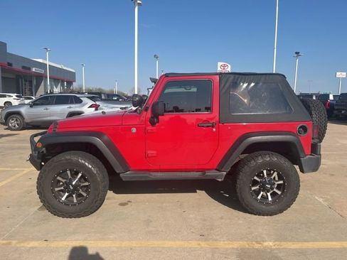 Used 2009 Jeep Wrangler X image 3
