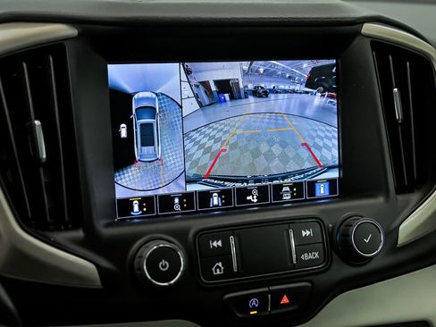 Used 2022 GMC Terrain Denali w/ Denali Premium Package image 24