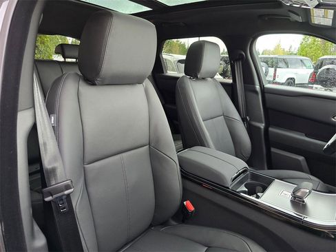 New 2026 Land Rover Range Rover Velar Dynamic SE image 32