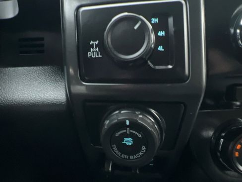 Used 2017 Ford F150 XLT w/ Equipment Group 302A Luxury image 24