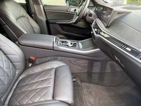 Used 2025 BMW X5 M60i AWD/4WD image 10