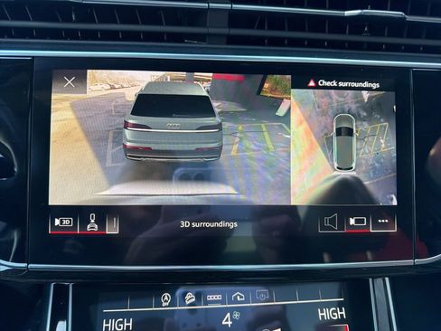 Used 2022 Audi Q7 3.0T Premium image 26