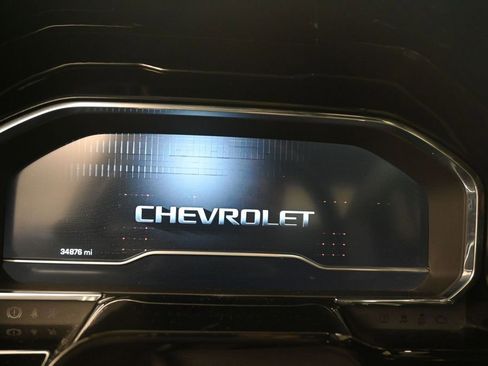 Used 2024 Chevrolet Silverado 2500 LTZ w/ LTZ Convenience Package AWD/4WD image 11