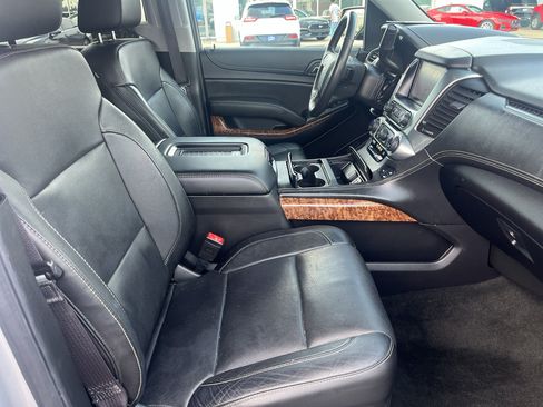 Used 2016 Chevrolet Suburban LTZ AWD/4WD image 27
