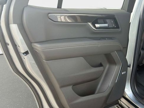 New 2026 GMC Yukon Elevation image 11