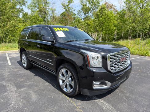 Used 2019 GMC Yukon Denali w/ Denali Ultimate Package AWD/4WD image 8