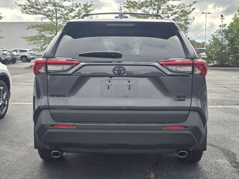 Used 2024 Toyota RAV4 XLE AWD/4WD image 6