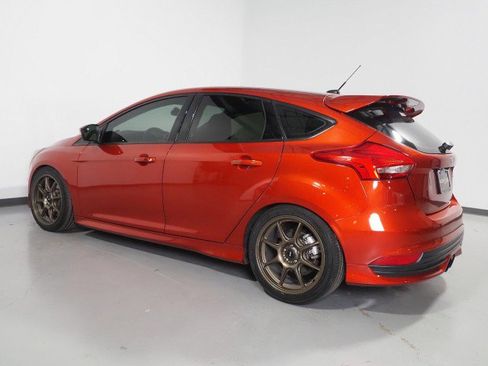 Used 2018 Ford Focus ST image 7
