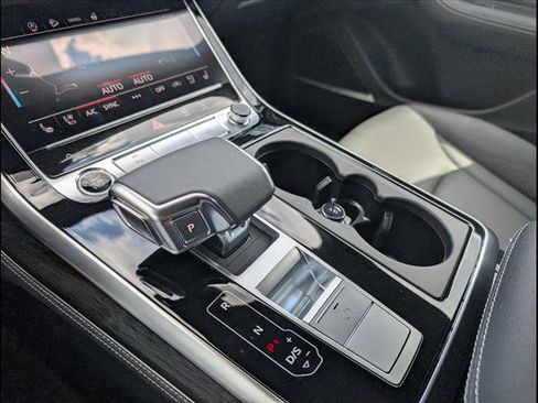 New 2026 Audi Q8 Premium Plus image 13