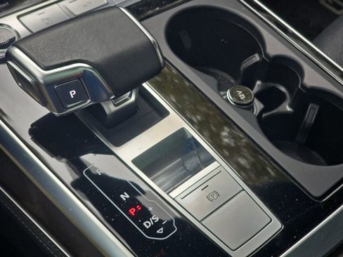 Used 2023 Audi Q7 3.0T Prestige w/ Prestige Package image 20