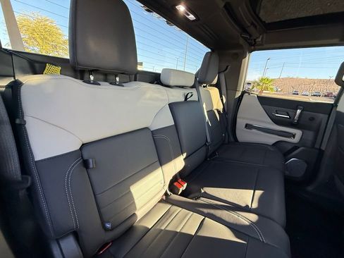 New 2026 GMC Hummer EV 4x4 Crew Cab image 17