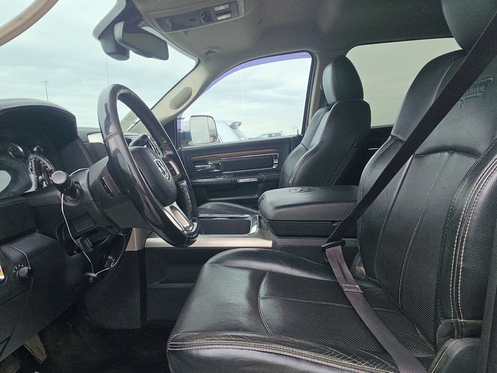 Used 2018 RAM 2500 Laramie AWD/4WD image 7