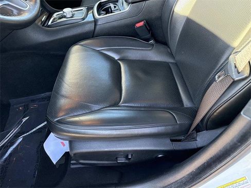 Used 2019 Chrysler 300 Limited w/ Safetytec Plus Group image 15