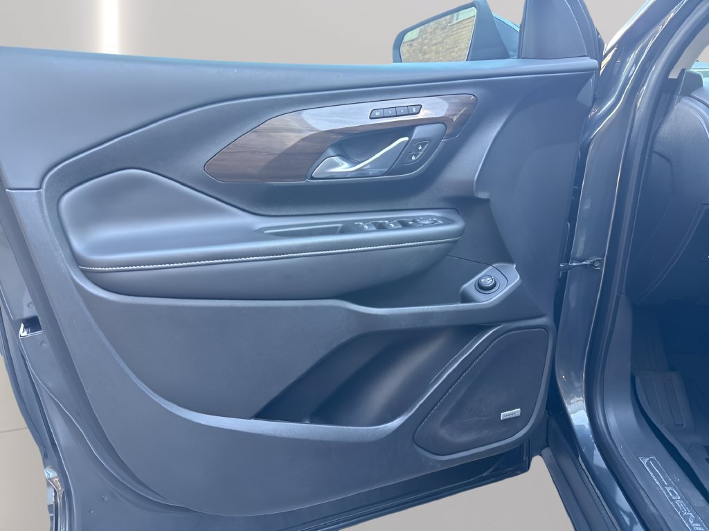 Used 2019 GMC Terrain Denali w/ Advanced Safety Package AWD/4WD image 13