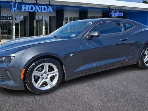 Used 2017 Chevrolet Camaro LT image 4