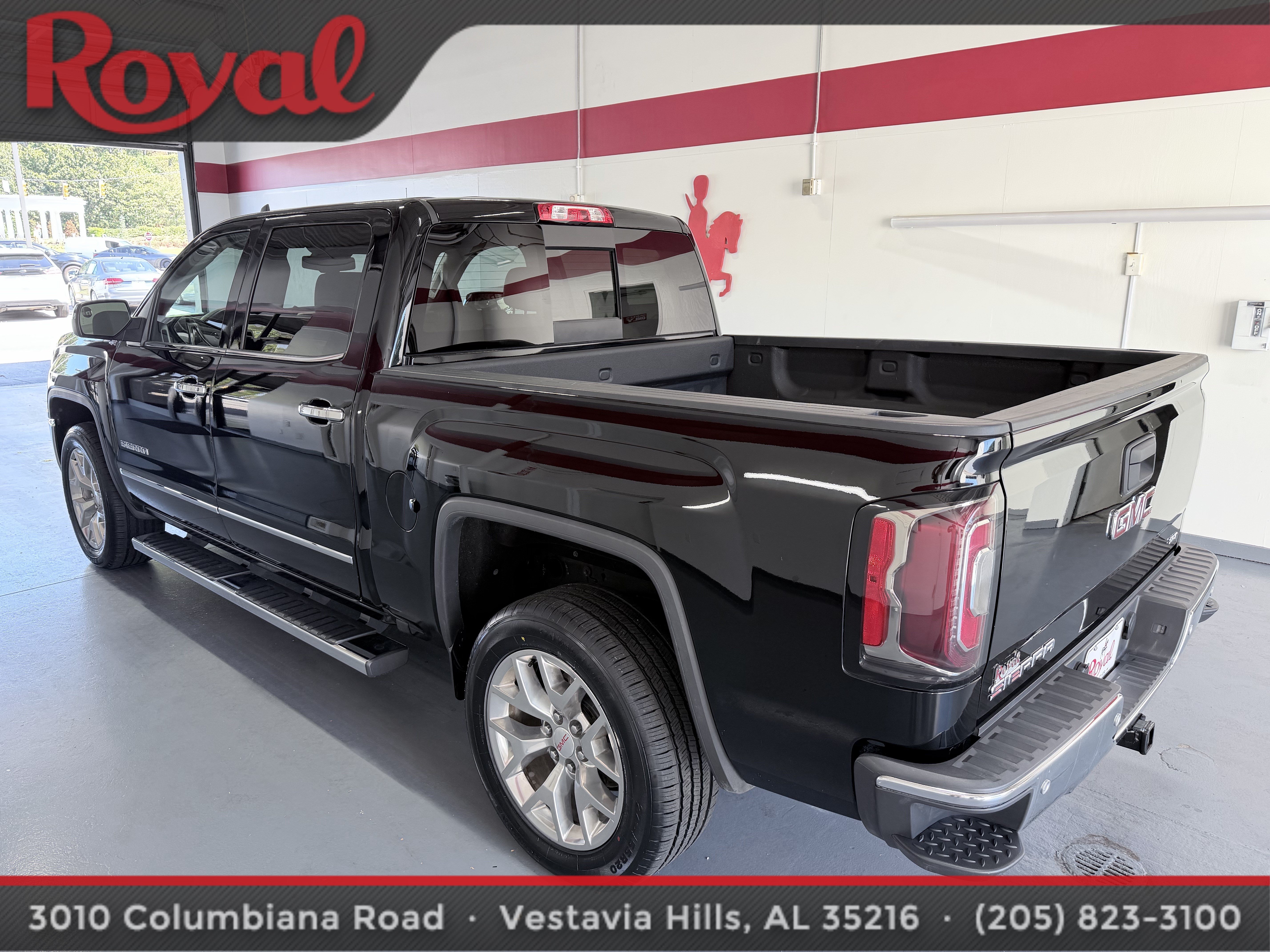 Used 2018 GMC Sierra 1500 SLT AWD/4WD image 7