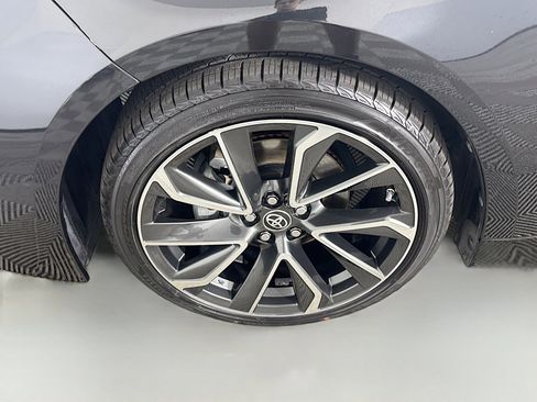 Used 2022 Toyota Corolla SE image 38