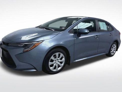 Certified 2025 Toyota Corolla LE FWD image 18