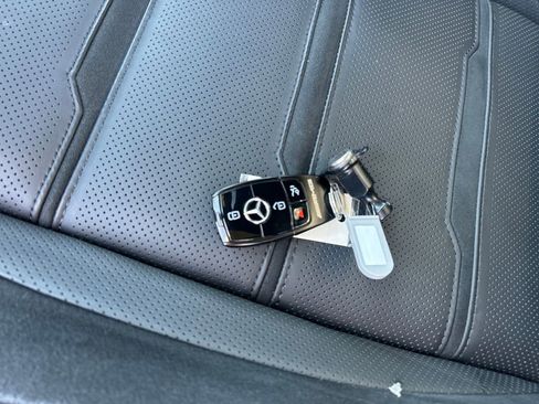 Used 2025 Mercedes-Benz GLE 53 AMG 4MATIC image 30